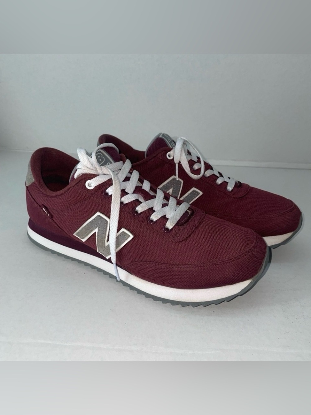 New Balance 501 Maroon
